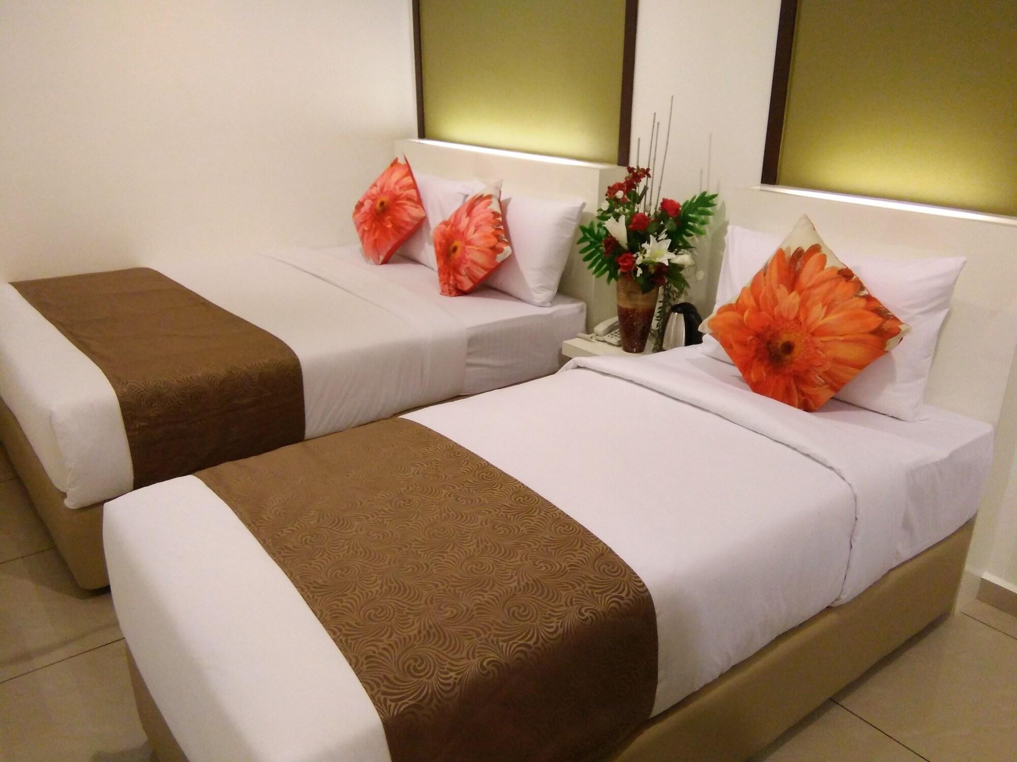 Crescendo Boutique Hotel Hock Lam Village Bagian luar foto